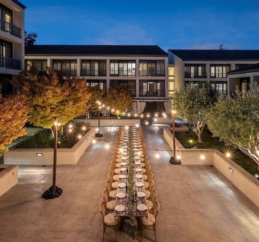 Cottonwood Plaza outdoor dining long table