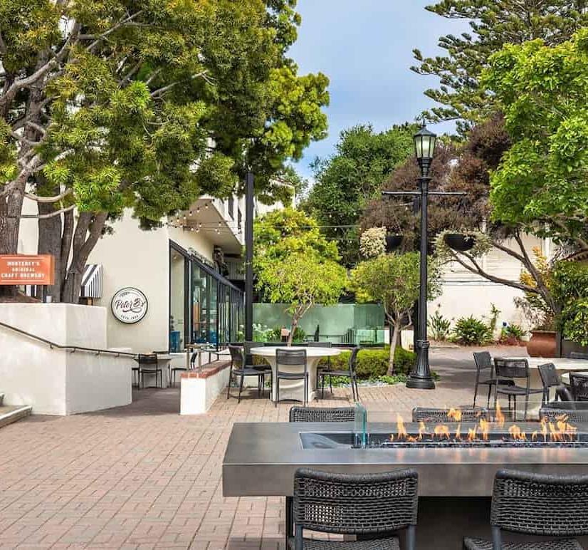 Outdoor Dining at Peter B's