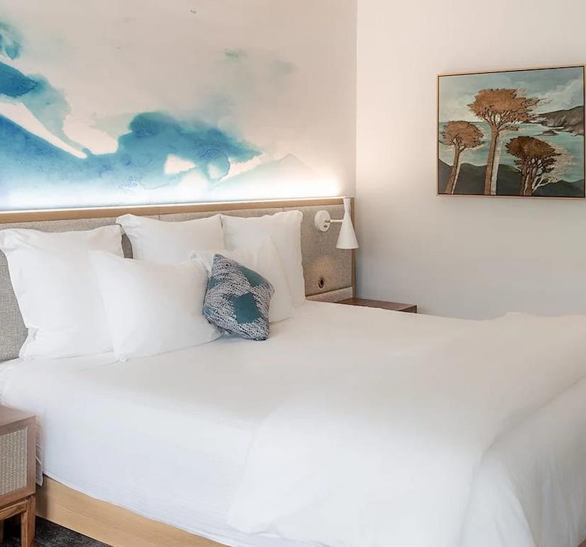 Portola King Room