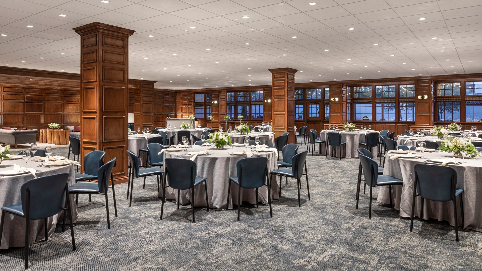 The Club Room dining space