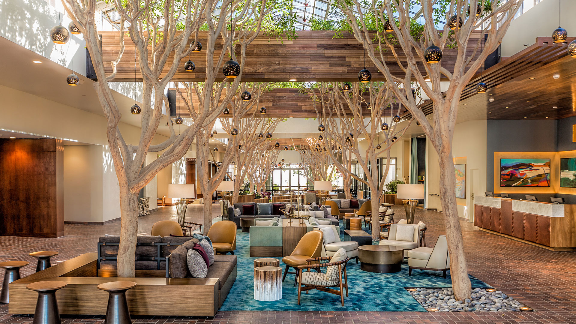 Portola lobby and sitting area